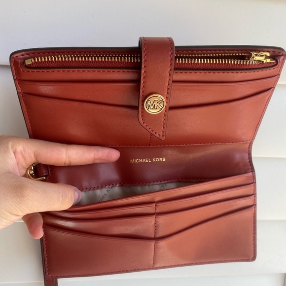 Michael Kors Wallet - Picture 7 of 13